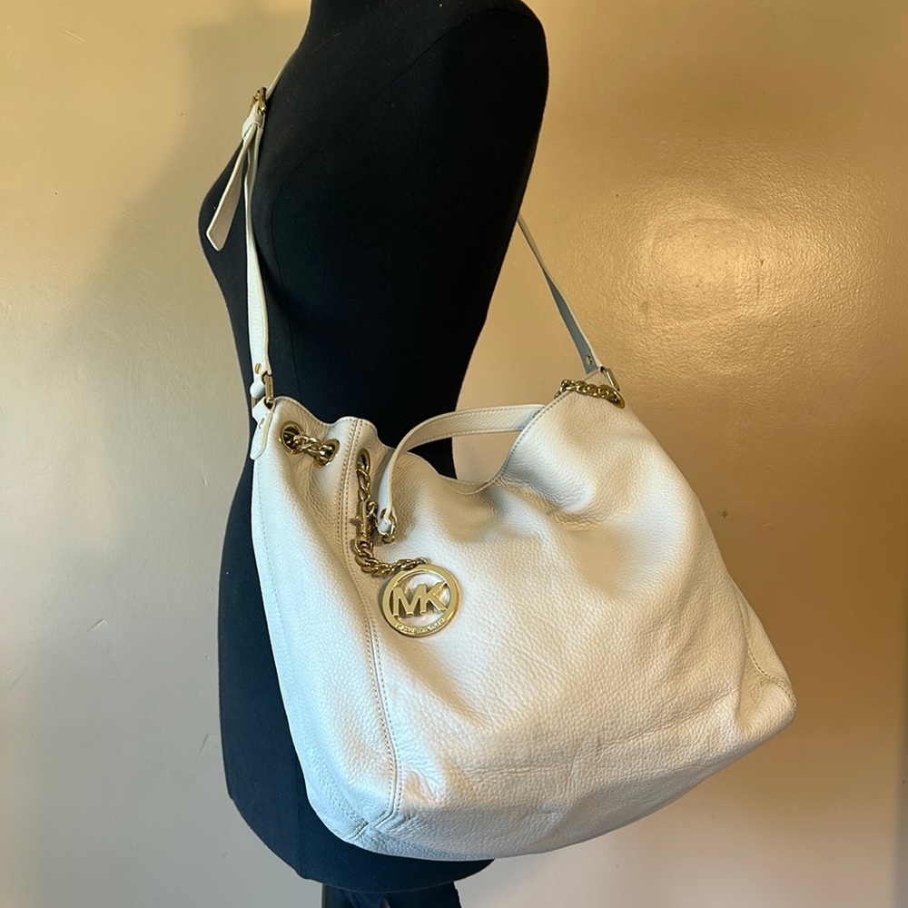 MICHAEL Michael Kors White Leather Hobo Tote with Gold Hardware